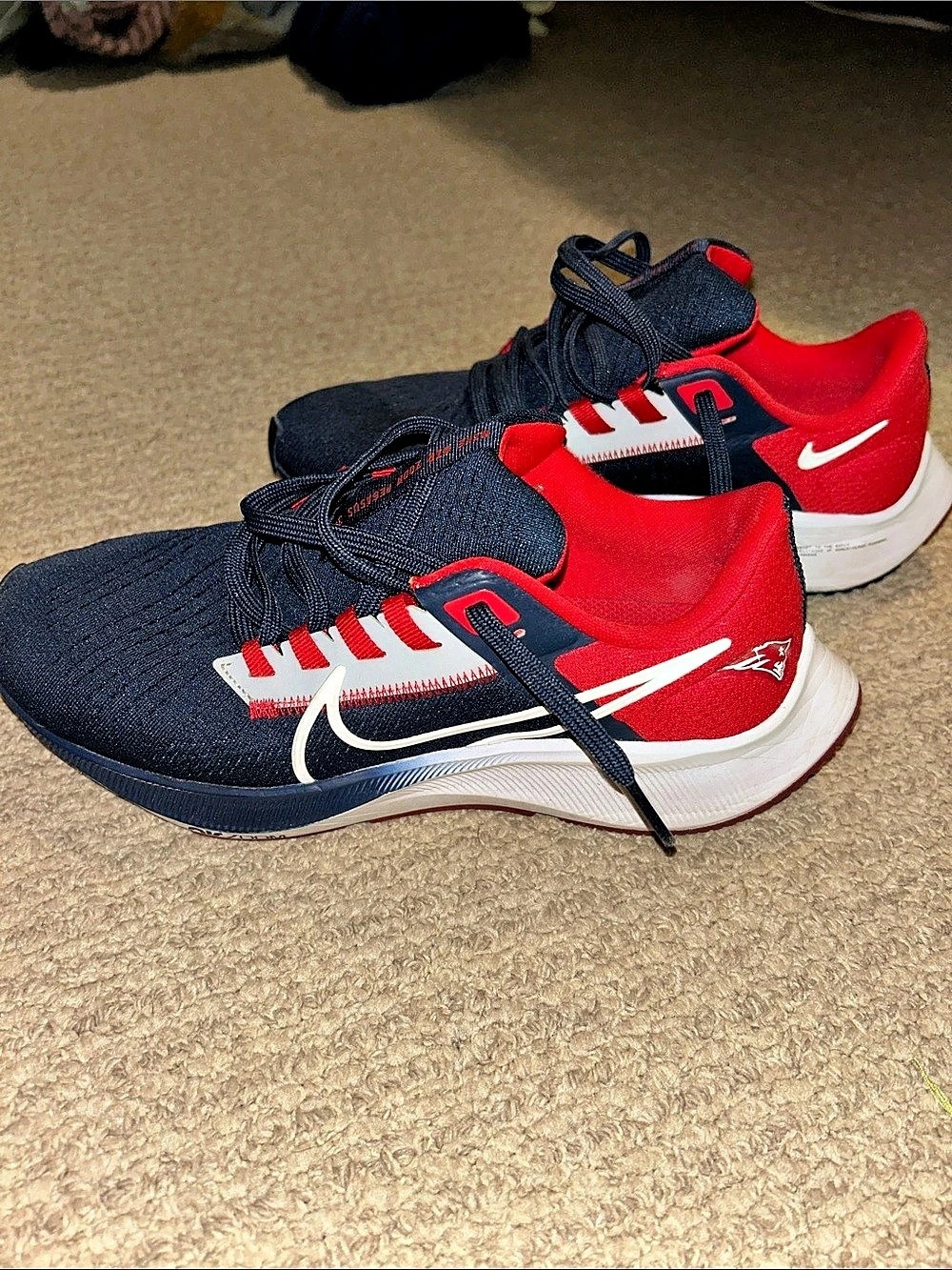 Nike Air Zoom Pegasus 38 (NFL New England Patriots) Patriots Athletic Shoes
